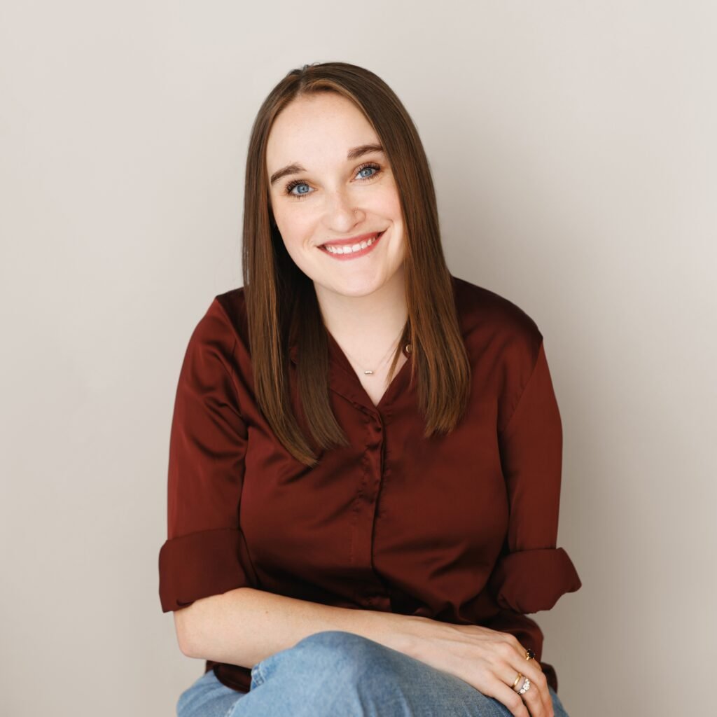 Headshot of author Tennessee Hill